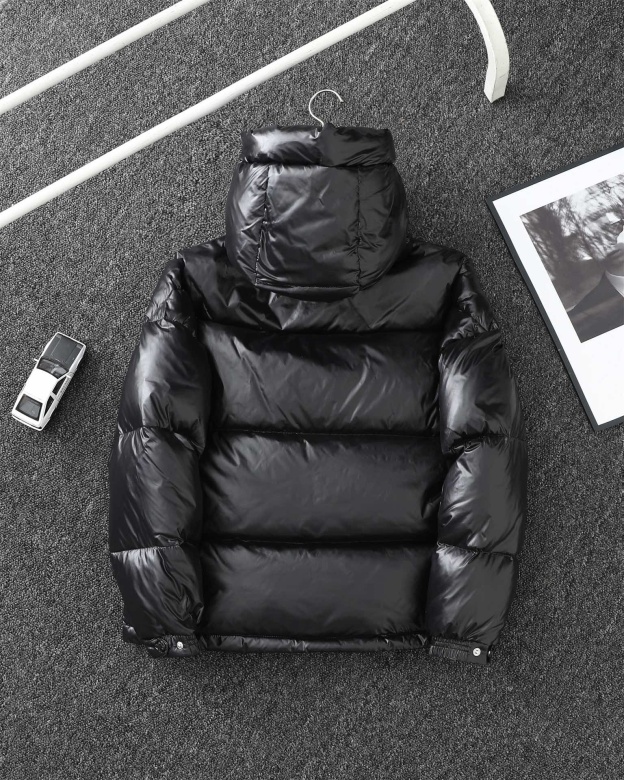 モンクレール メンズ 三色織りテープカラーストライプショートダウンジャケット