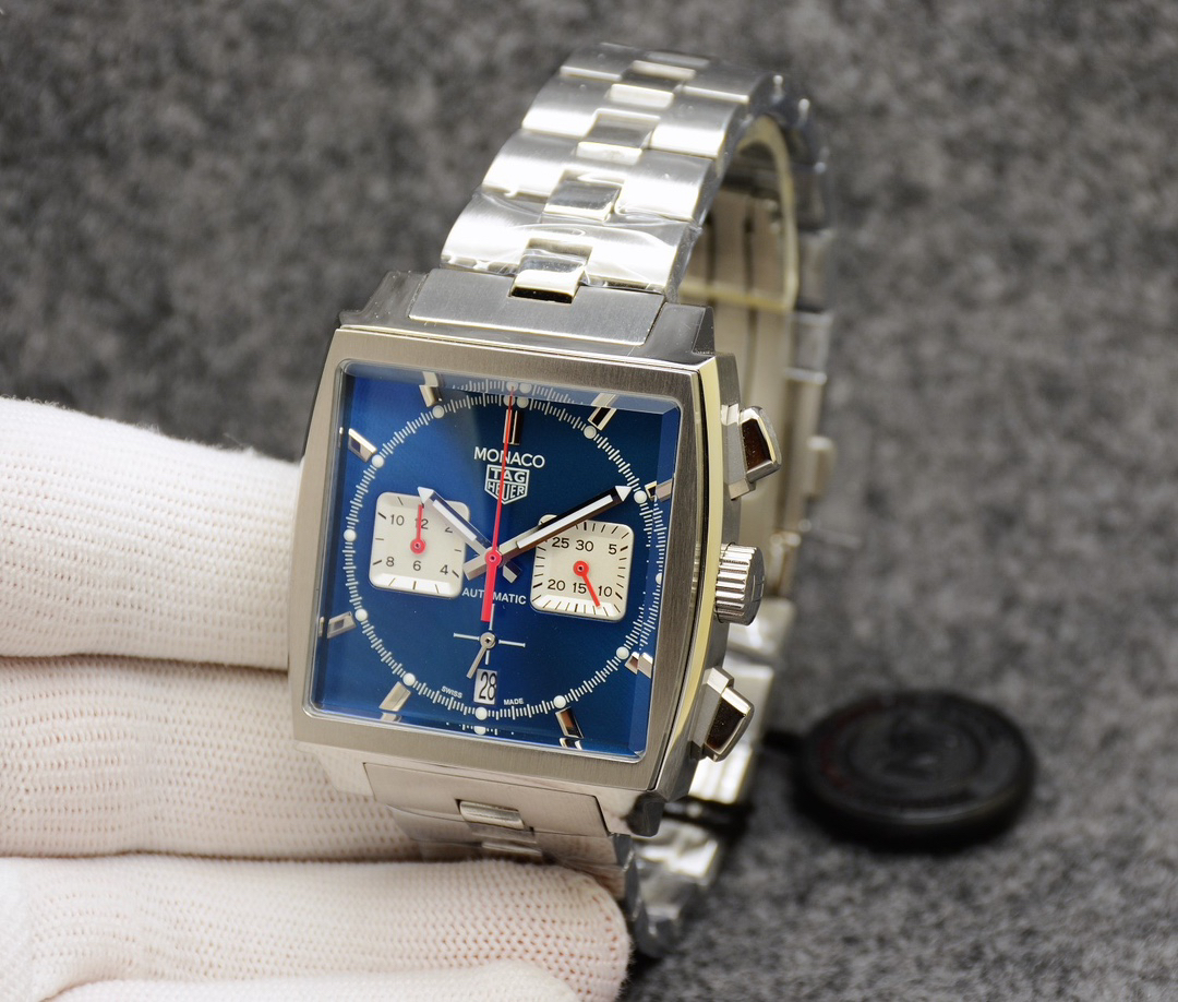 タグ・ホイヤー「TAG Heuer」カレラ クォーツ メンズウォッチ 40mm