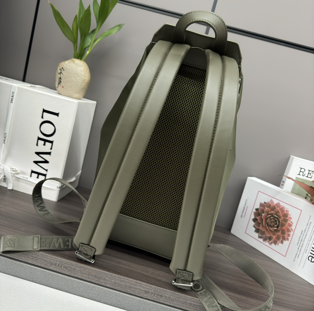 ロエベ「Loewe」Flex バックパック