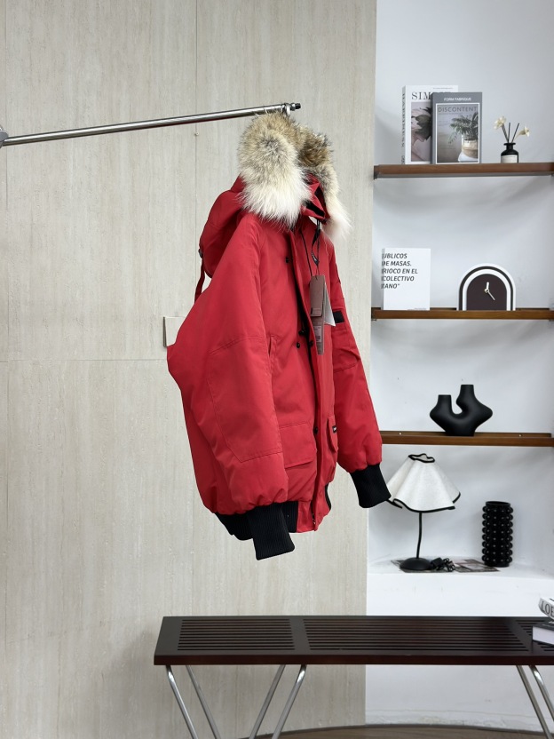 カナダグース ファッションダウンジャケット