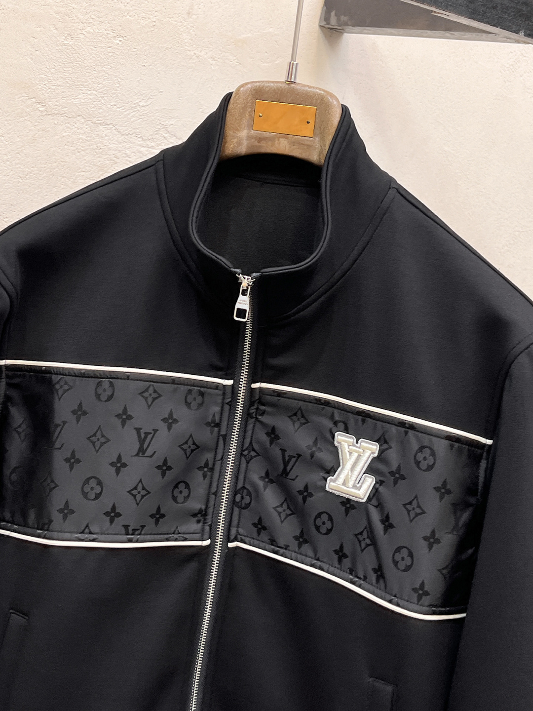 ルイ・ヴィトン「Louis Vuitton」秋冬カジュアルカーディガンスポーツセット