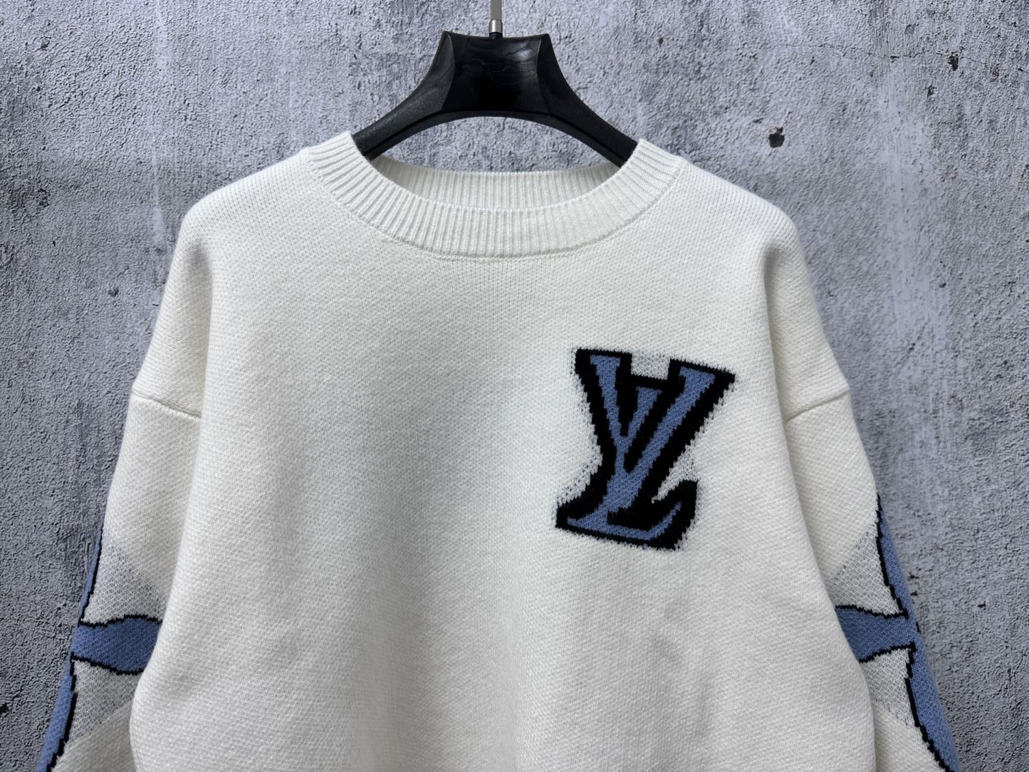 ルイ・ヴィトン「Louis Vuitton」SKIシリーズ 丸首ウールニットプルオーバー