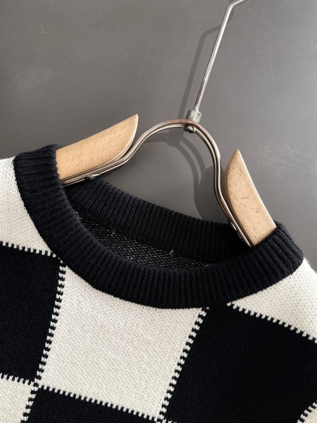 グッチ「Gucci」秋冬に欠かせないウールニットセーター