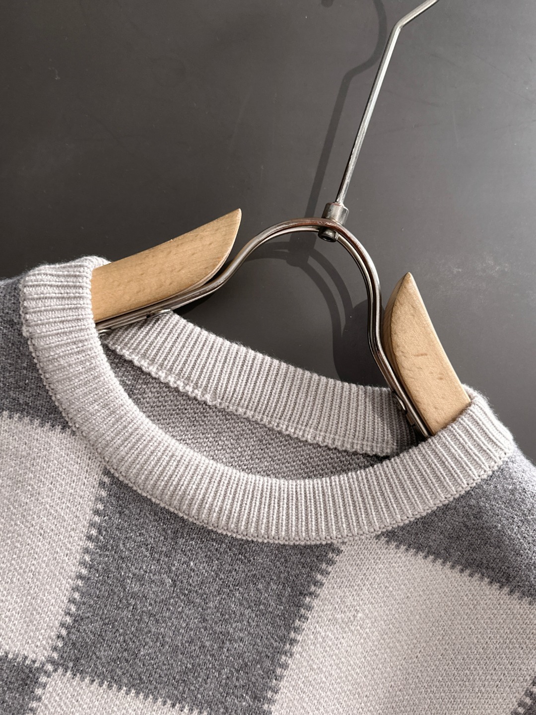 グッチ「Gucci」秋冬に欠かせないウールニットセーター