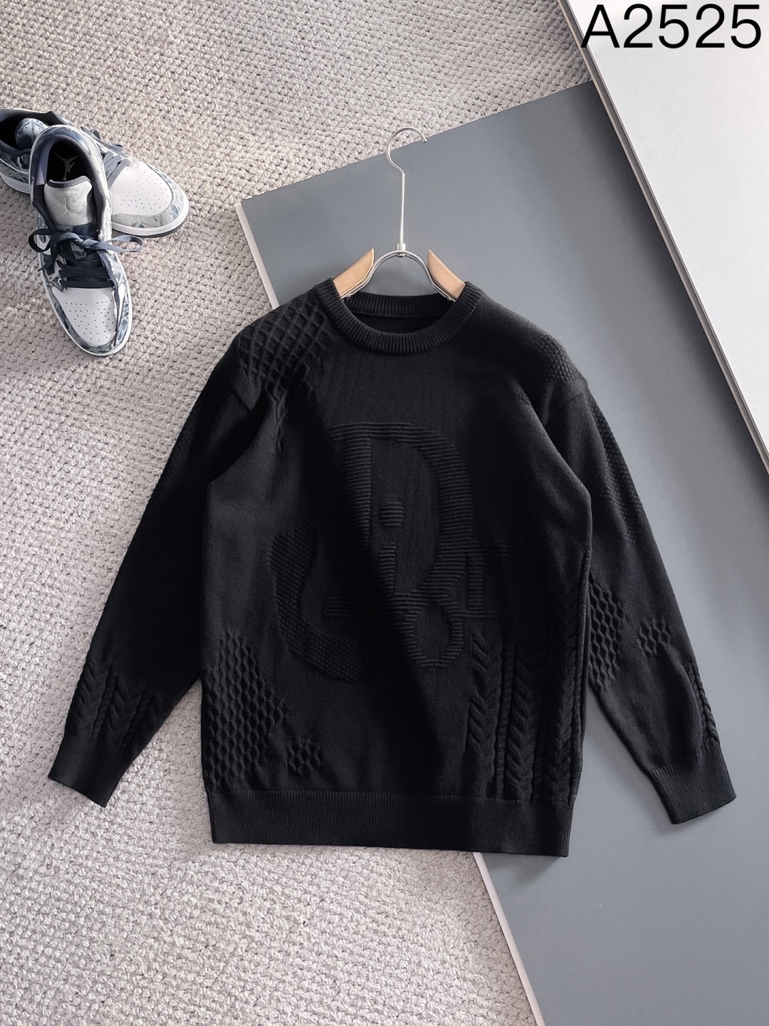 ディオール「Dior」秋冬ウールの丸ネックニットセーター