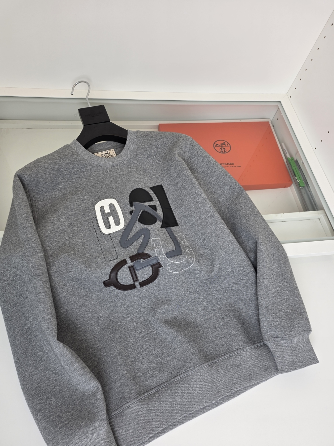 エルメス「Hermès」秋冬新作ラウンドネックスウェット