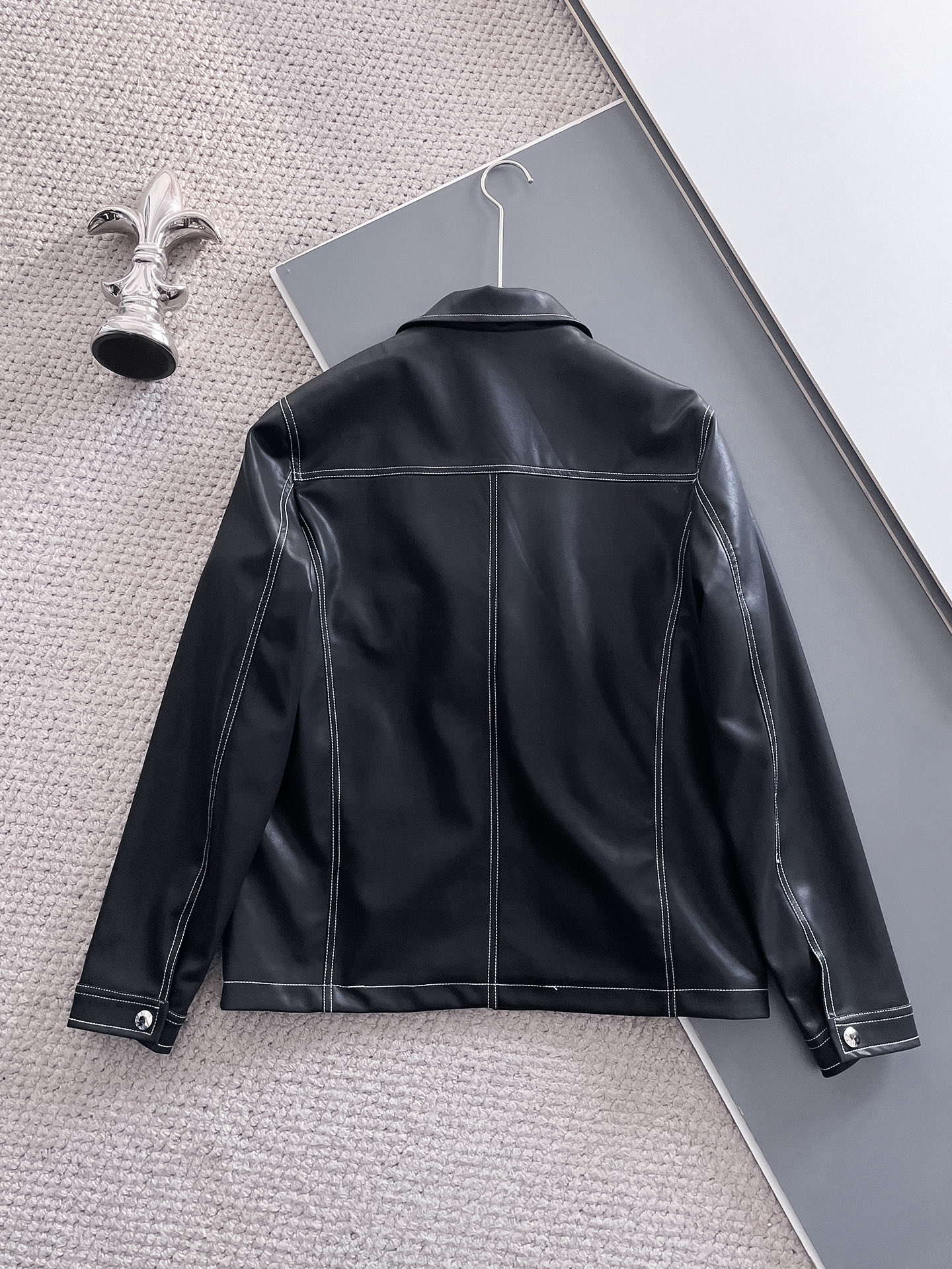 プラダ「Prada」 新作メンズレザージャケット