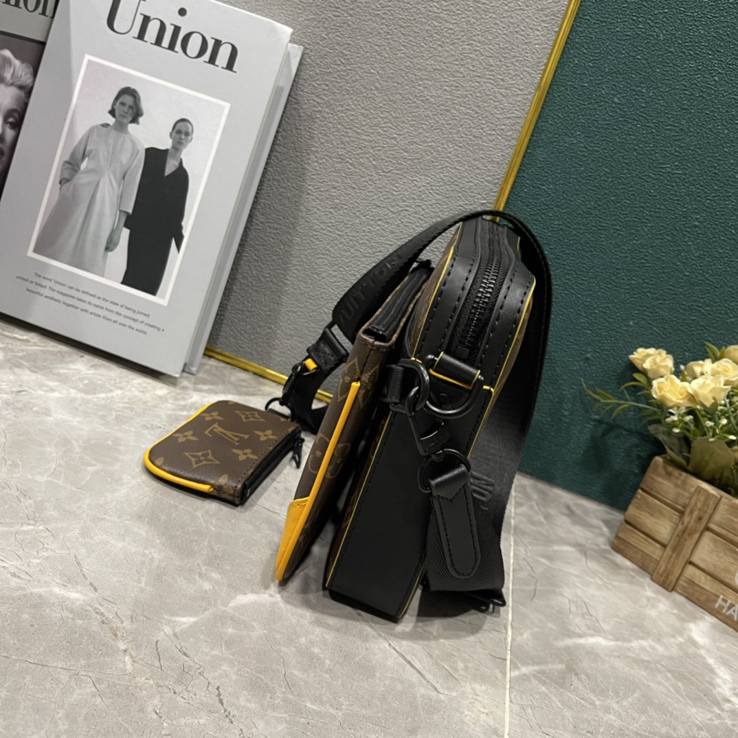 ルイ・ヴィトン「Louis Vuitton」新作 Trio メッセンジャーバッグ