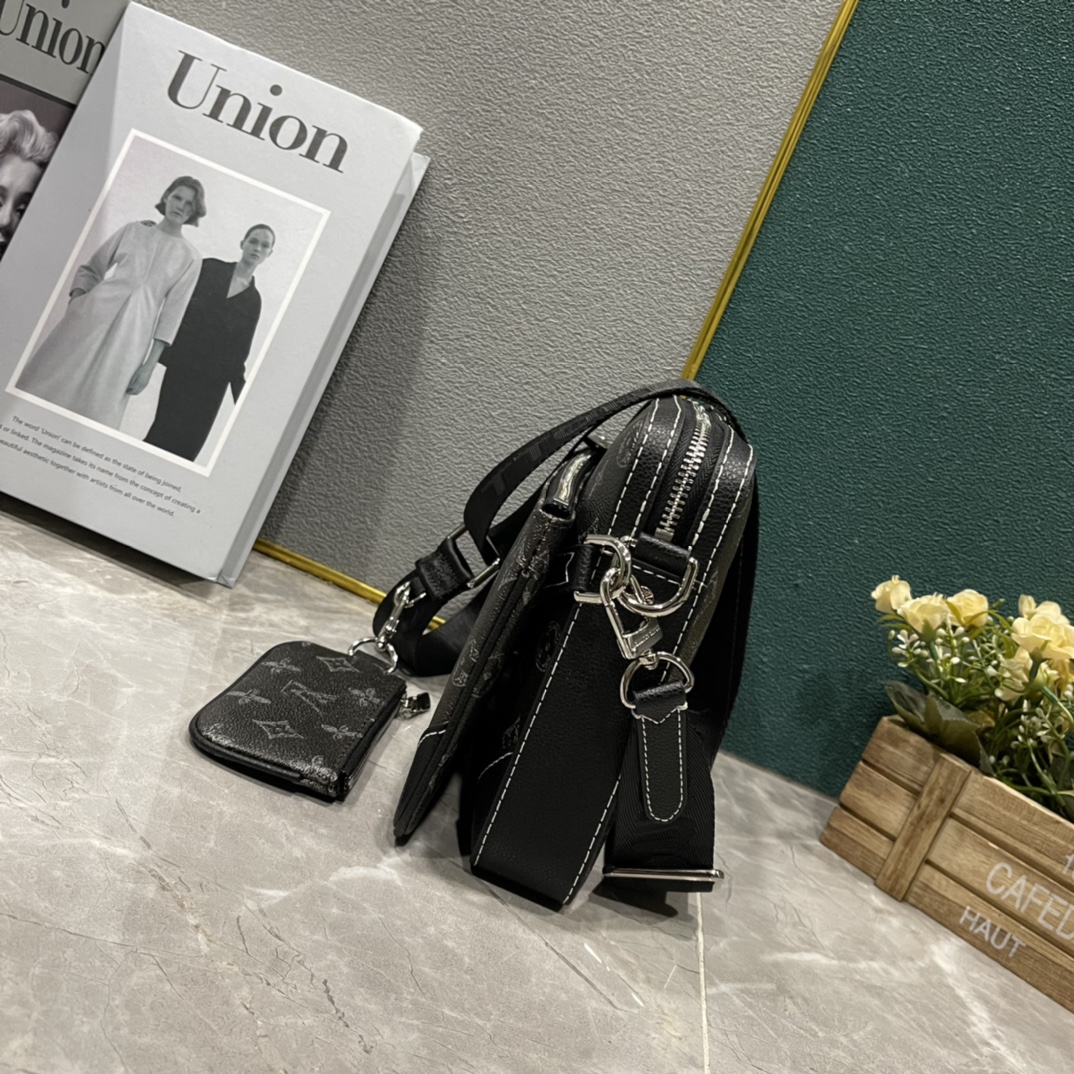 ルイ・ヴィトン「Louis Vuitton」新作 Trio メッセンジャーバッグ