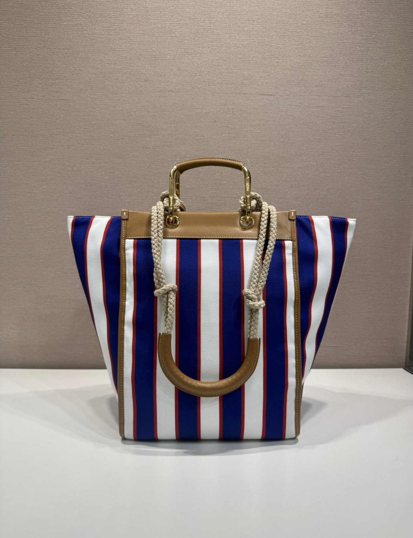 プラダ「Prada」キャンバス＆ストライプトートバッグ
