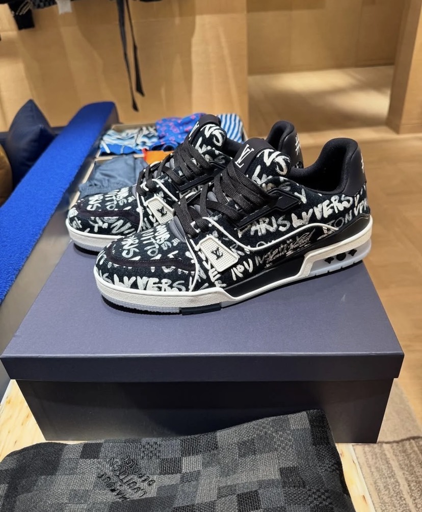 ルイ・ヴィトン「Louis Vuitton」 Trainer スニーカー