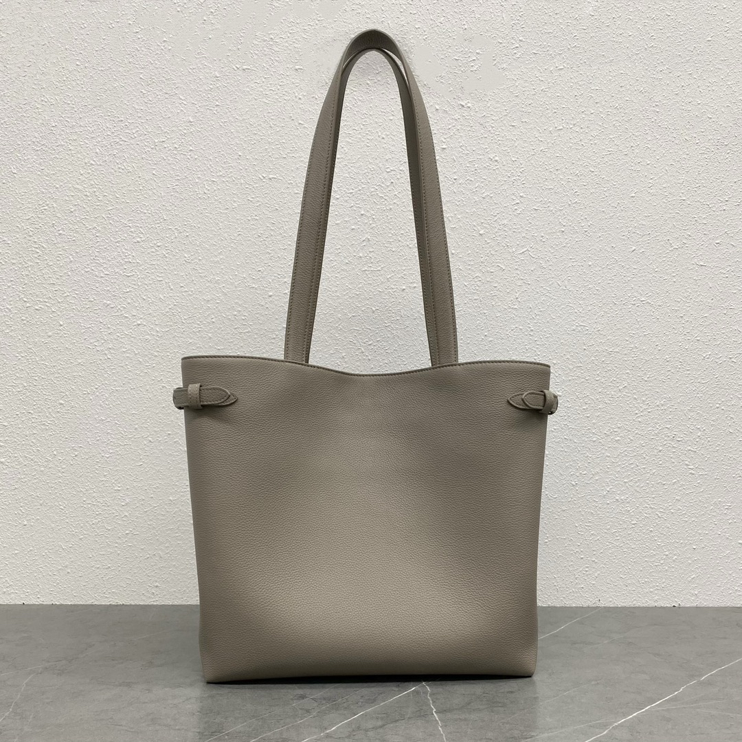 セリーヌ「Celine」CABAS ANAIS レザー トートバッグ