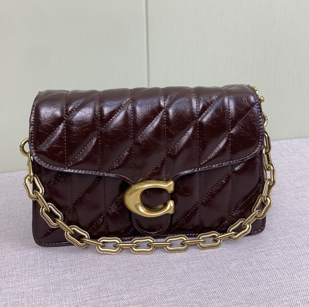 コーチ「Coach」TABBY チェーンショルダーバッグ