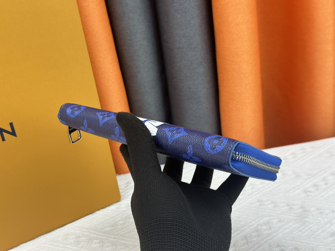 ルイ・ヴィトン ジッピー ウォレット･ヴァーティカル「エブリデイ LV 限定モデル」