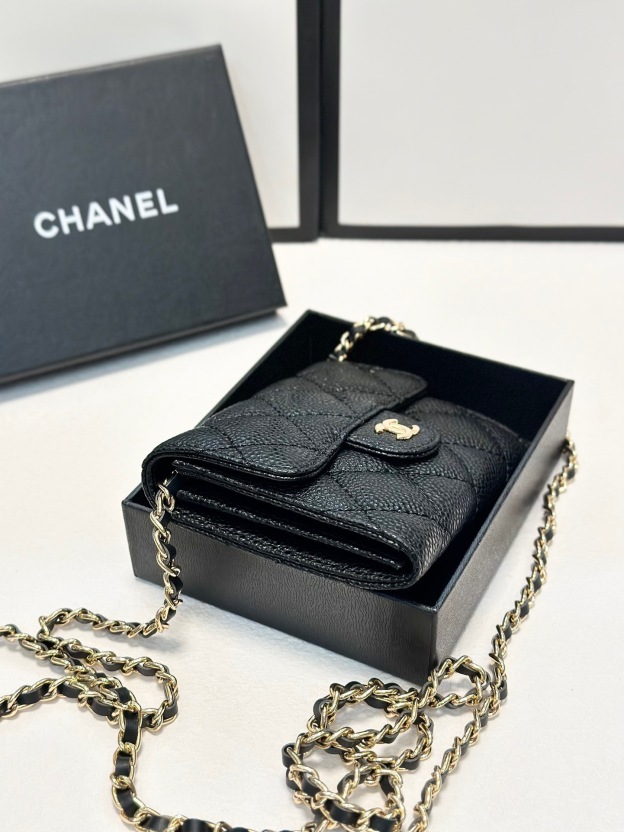 シャネル「Chanel」クラシックフラップ ウォレットオン チェーン キャビアレザー ショルダーバッグ