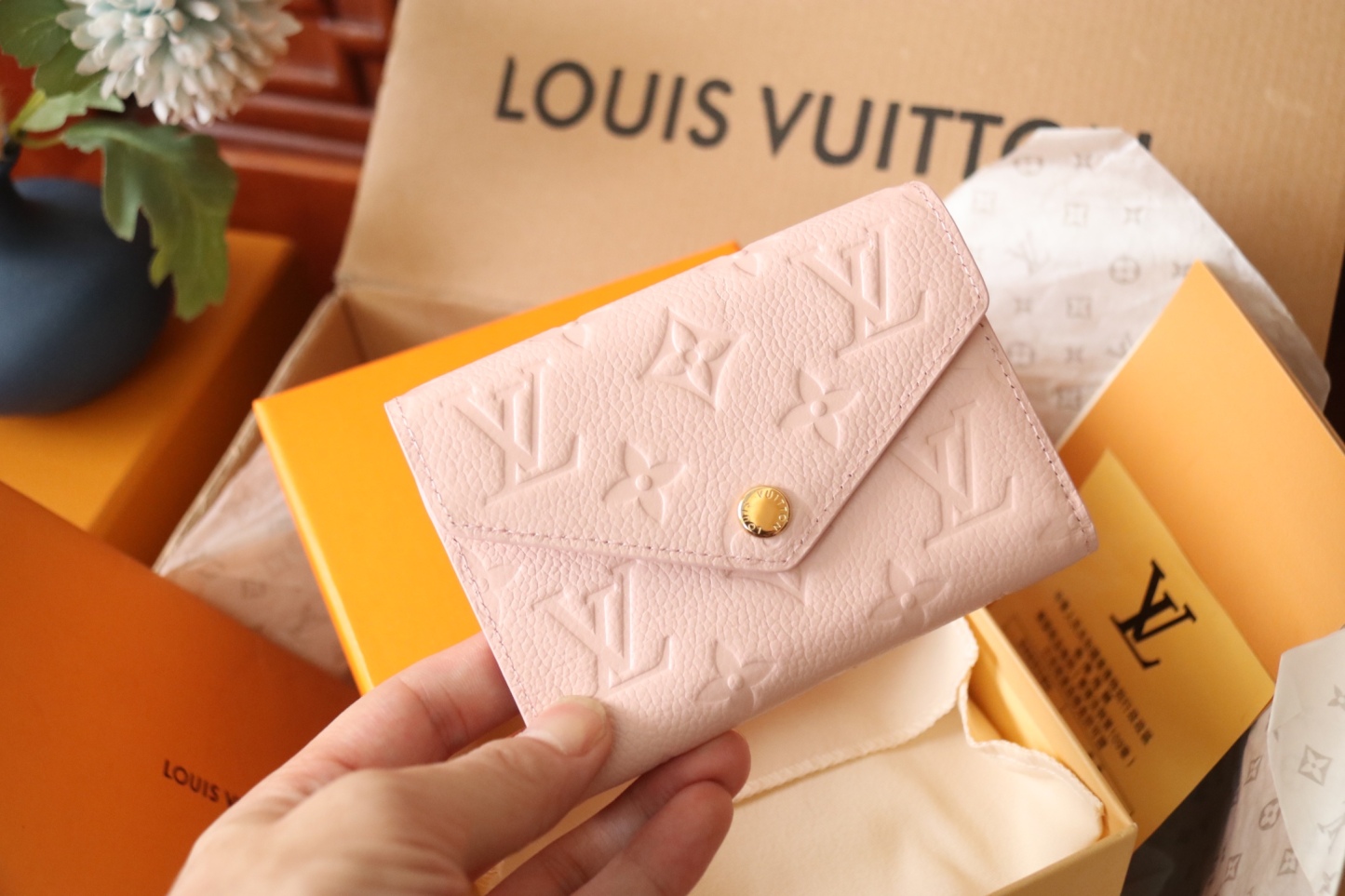 ルイ・ヴィトン ポルトフォイユ･ヴィクトリーヌ ウォレット