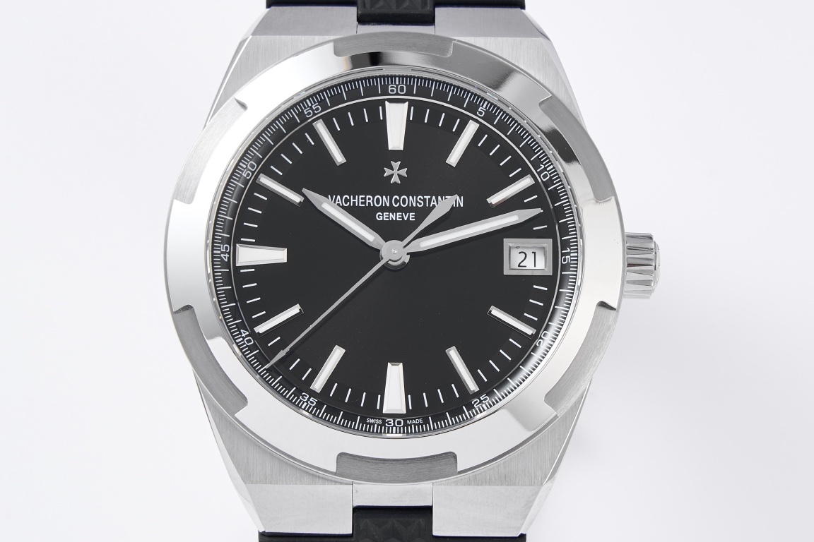 ヴァシュロン・コンスタンタン オーヴァシーズ 41mm