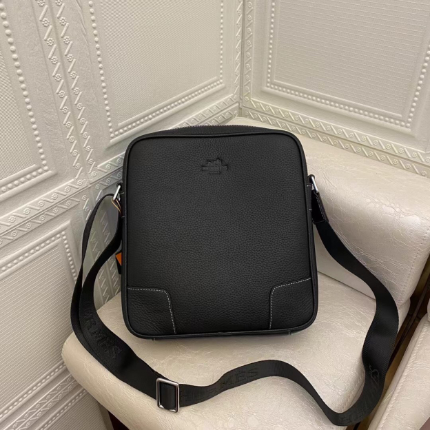 エルメス「Hermès」メンズ ハンドバッグ 2026年 先行予約 限定モデル