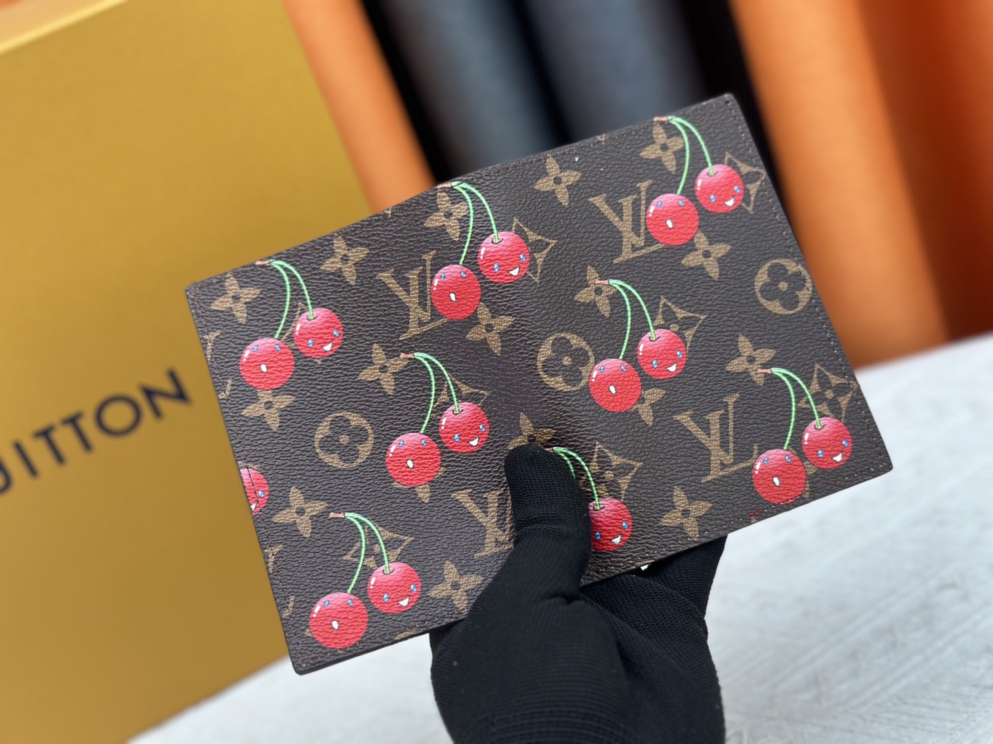 ルイ・ヴィトン パスポートカバー クーヴェルテュール･パスポール