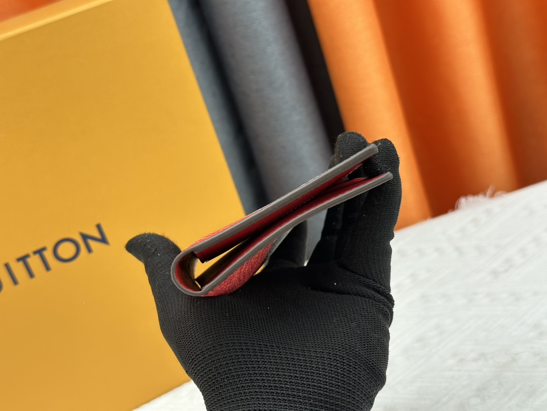 ルイ・ヴィトン パスポートカバー クーヴェルテュール･パスポール