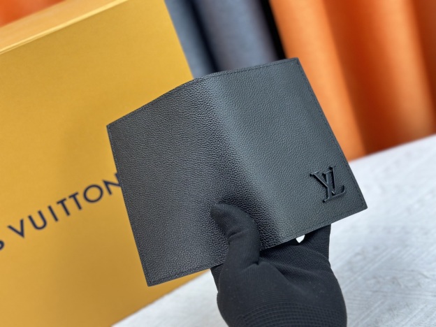 ルイ・ヴィトン パスポートカバー クーヴェルテュール･パスポール