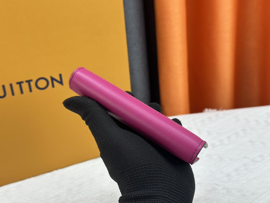 ルイ・ヴィトン パスポートカバー クーヴェルテュール･パスポール