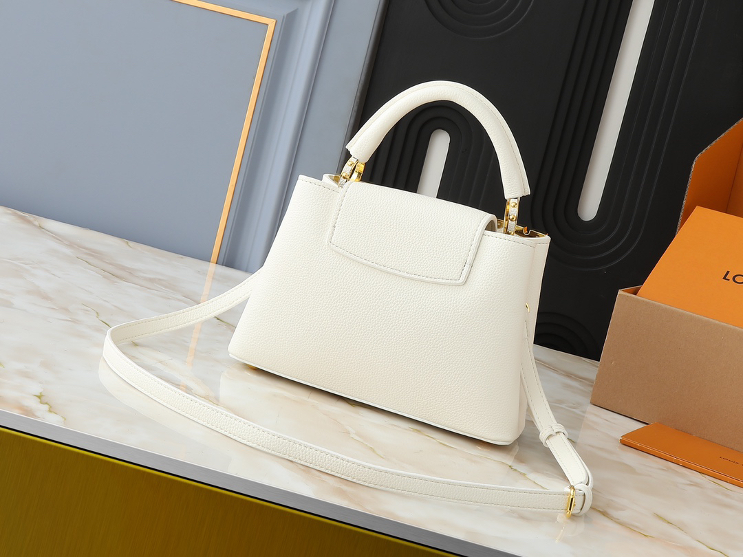 ルイ・ヴィトン「Louis Vuitton」カプシーヌ BB