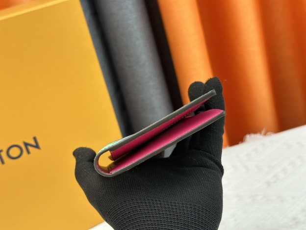 ルイ・ヴィトン パスポートカバー クーヴェルテュール･パスポール