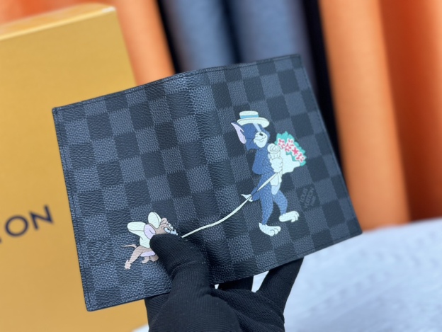 ルイ・ヴィトン パスポートカバー クーヴェルテュール･パスポール