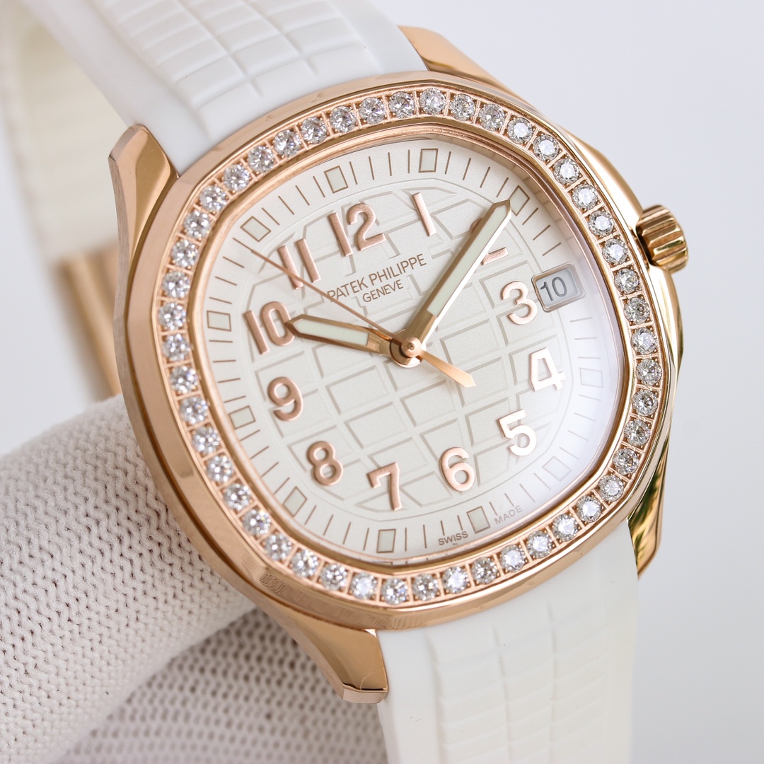 パテック フィリップ「Patek Philippe」アクアノート ルーチェ 5268R 38.8MM