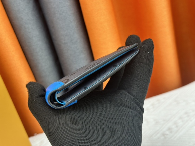 ルイ・ヴィトン ポルトフォイユ･ミュルティプル