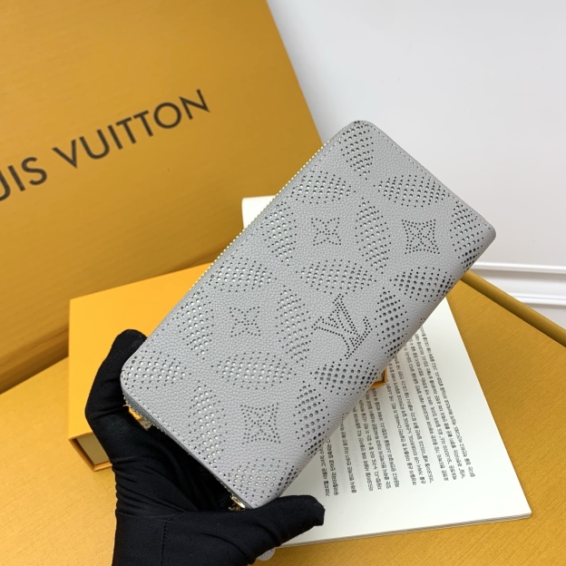 ルイ・ヴィトン「Louis Vuitton」新作 日本限定 ジッピー･ウォレット