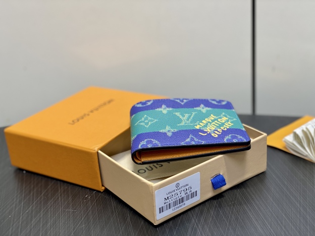 ルイ・ヴィトン ポルトフォイユ･ミュルティプル