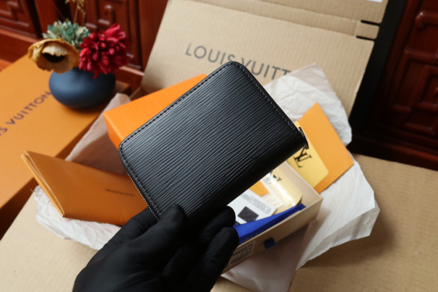 ルイ・ヴィトン ジッピー･コイン パース