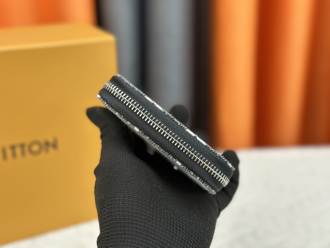 ルイ・ヴィトン ジッピー･コイン パース