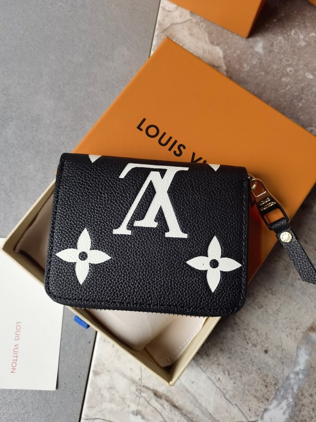 ルイ・ヴィトン ジッピー･コイン パース 2色