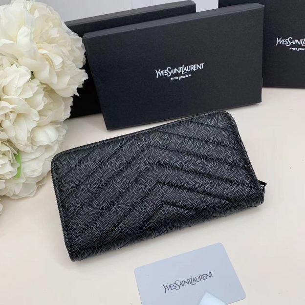 サンローラン「Saint Laurent」モノグラム・サンローラン フルジップウォレット（グレインパウダーテクスチャー キルティングレザー）