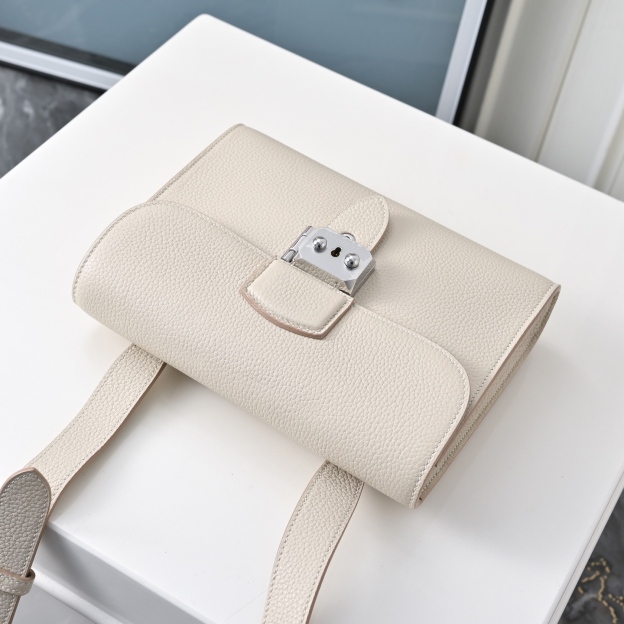 エルメス サック・ア・デペッシュ 21 メッセンジャーバッグ「Sac a Depeches」