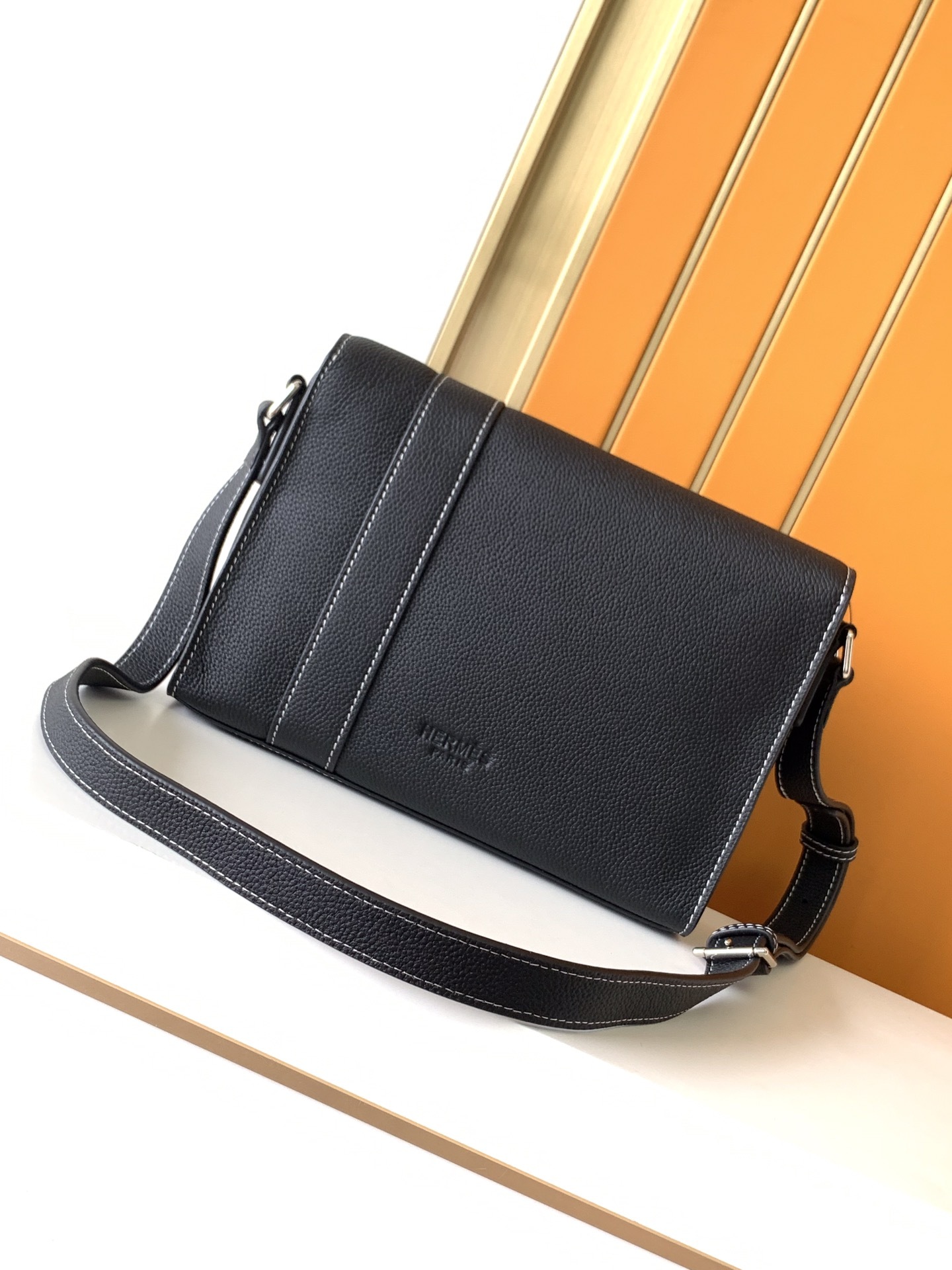 エルメス スティーブ ライト ジュニア メッセンジャーバッグ