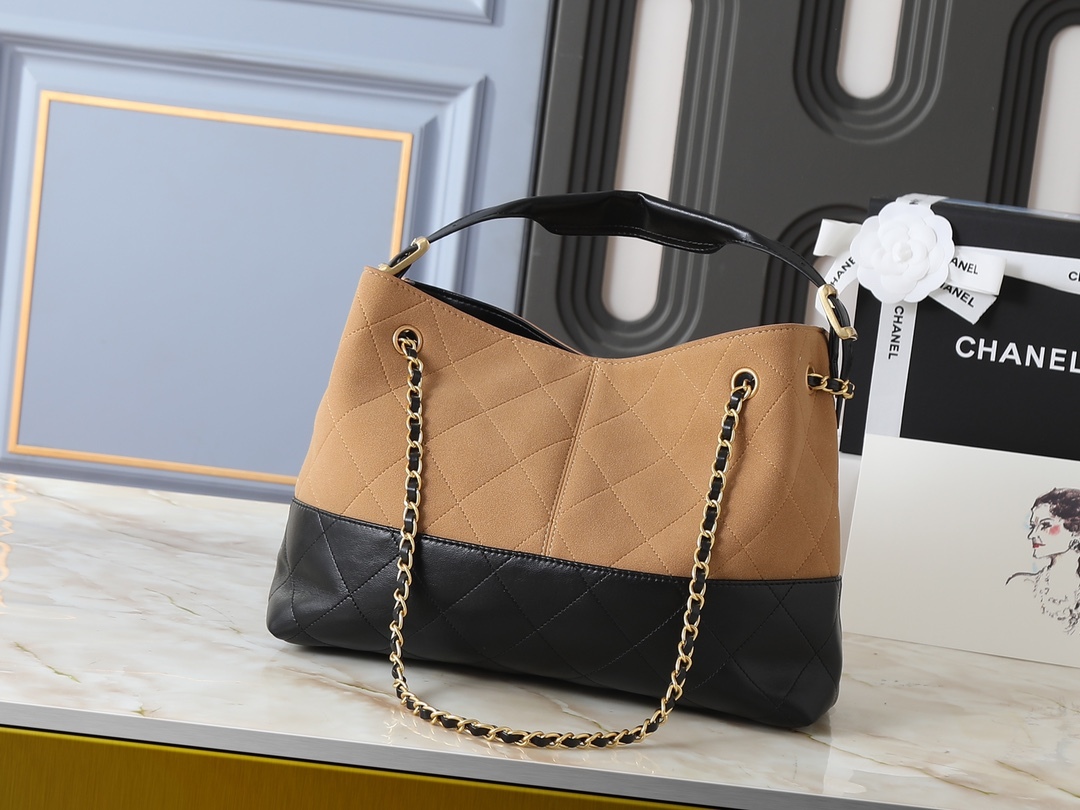 シャネル スモール ショッピングバッグ「Shopping Bag」