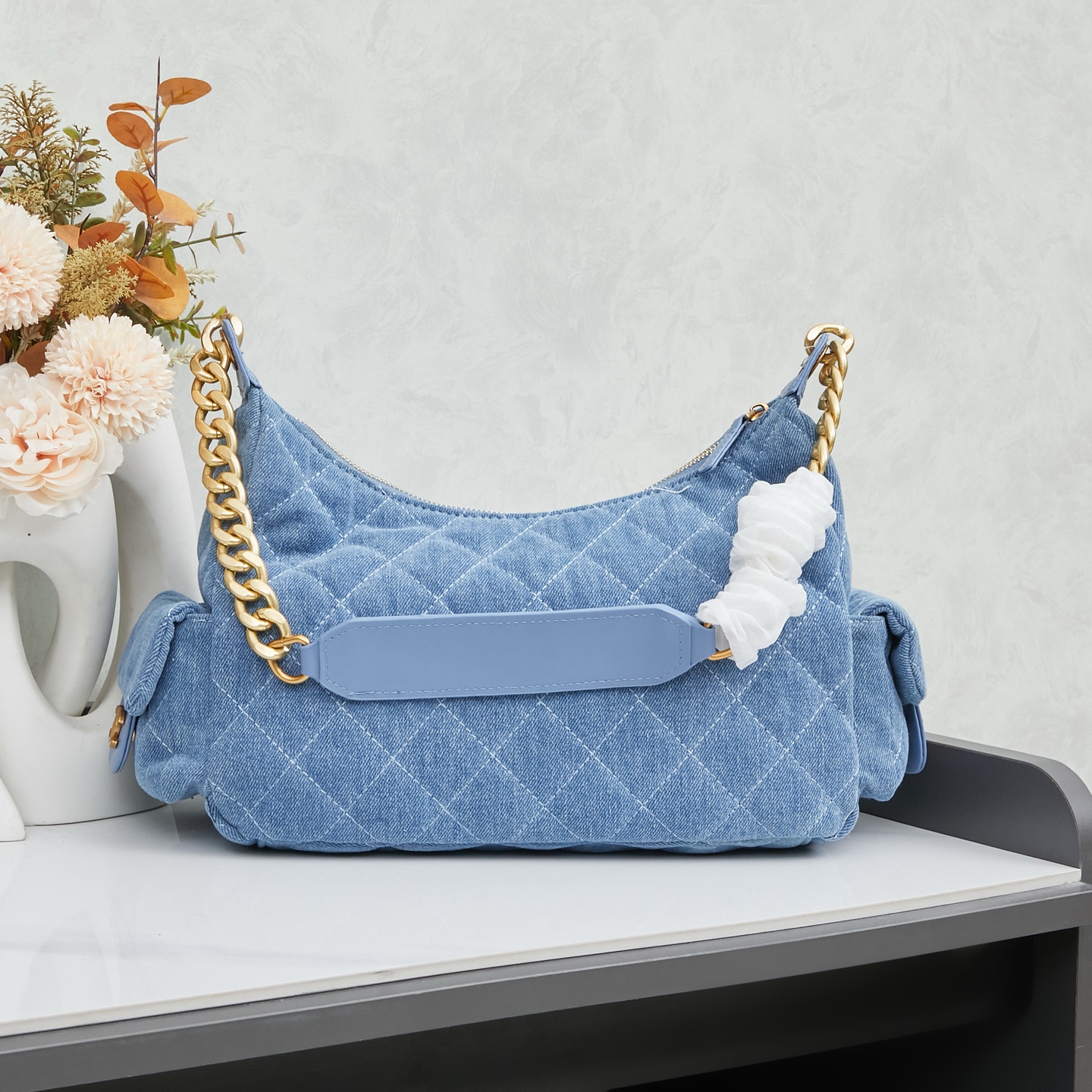 シャネル キルティング ホーボー バッグ「Hobo Bag」