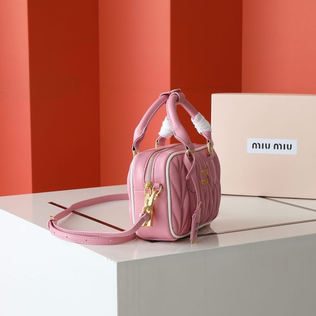 ミュウミュウ アルカディ マテラッセレザー スモールバッグ「Arcadie Bag」