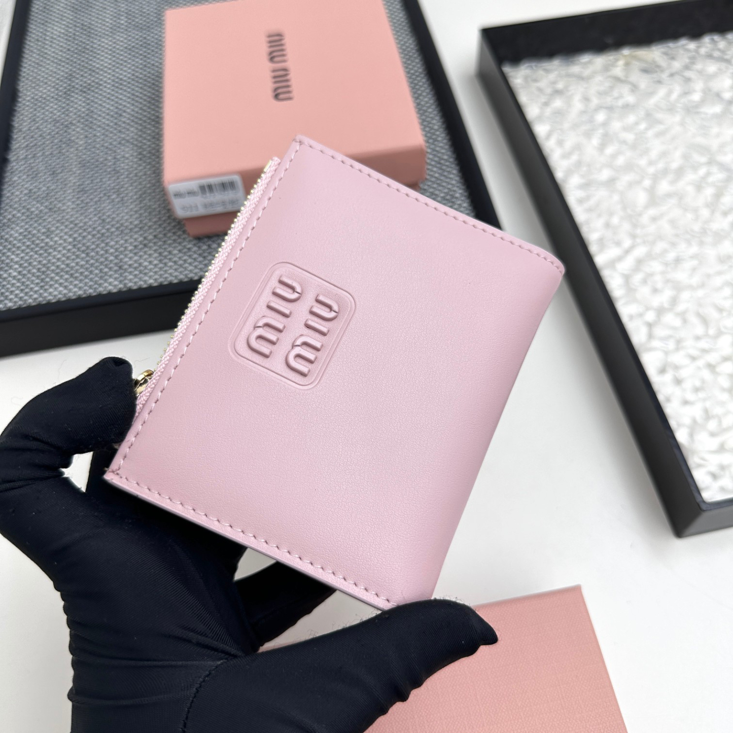 ミュウミュウ アルカディ レザー 財布「Arcadie Wallet」