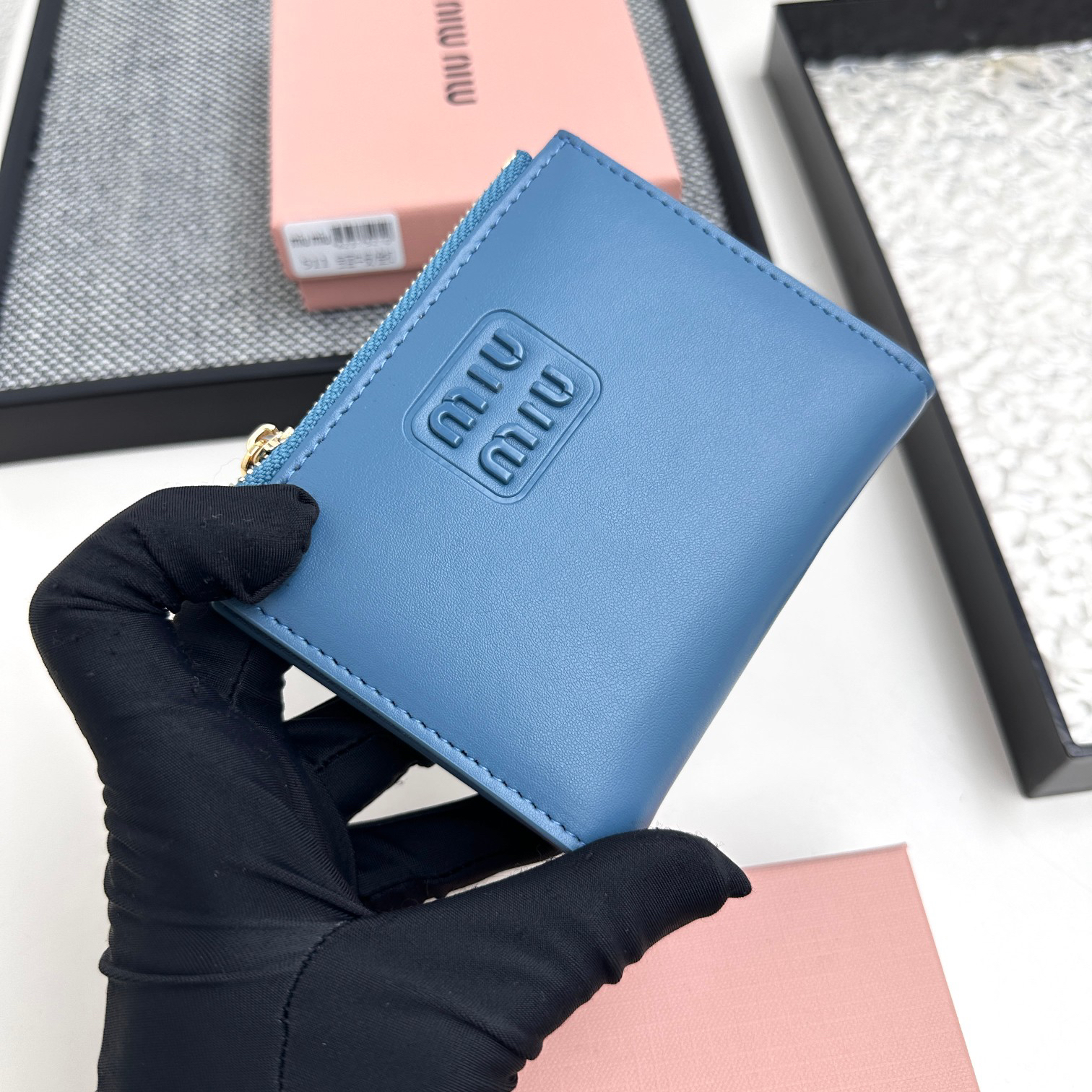 ミュウミュウ アルカディ レザー 財布「Arcadie Wallet」