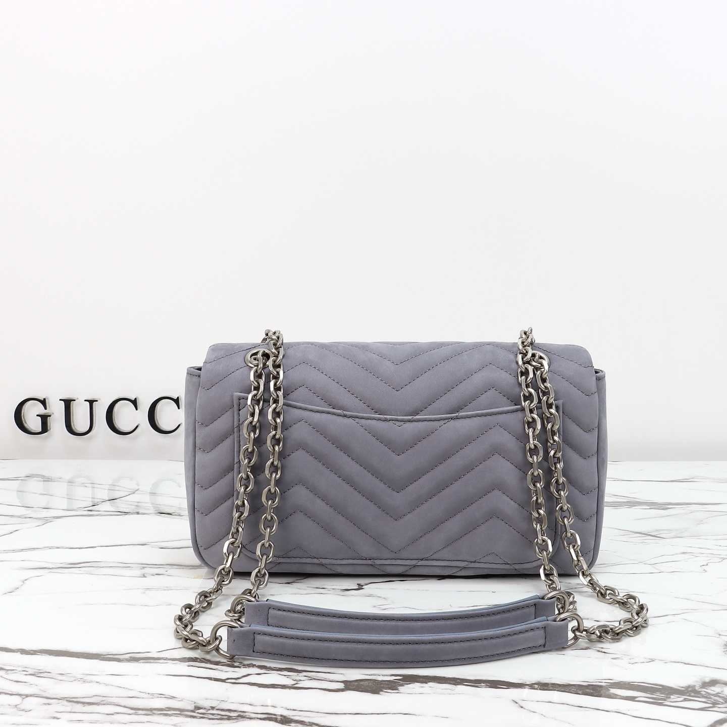 グッチ〔GGマーモント〕ミディアム ショルダーバッグ「GG Marmont Bag」