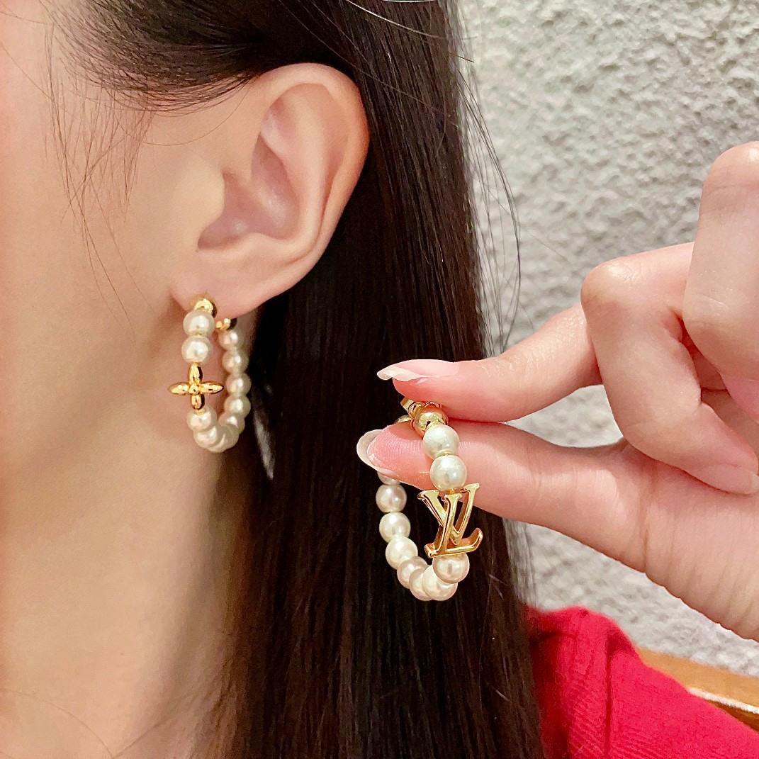 ルイ・ヴィトン アイコニック＆モダン イヤリング コレクション