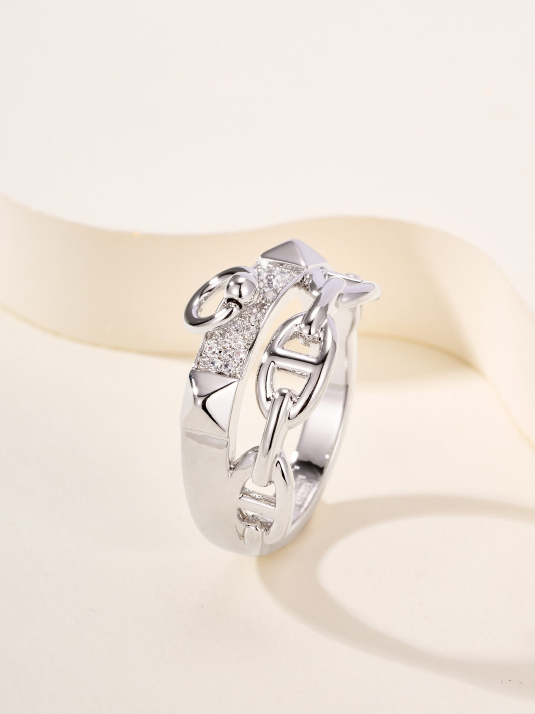 エルメス アイコニック＆クラシック リング コレクション