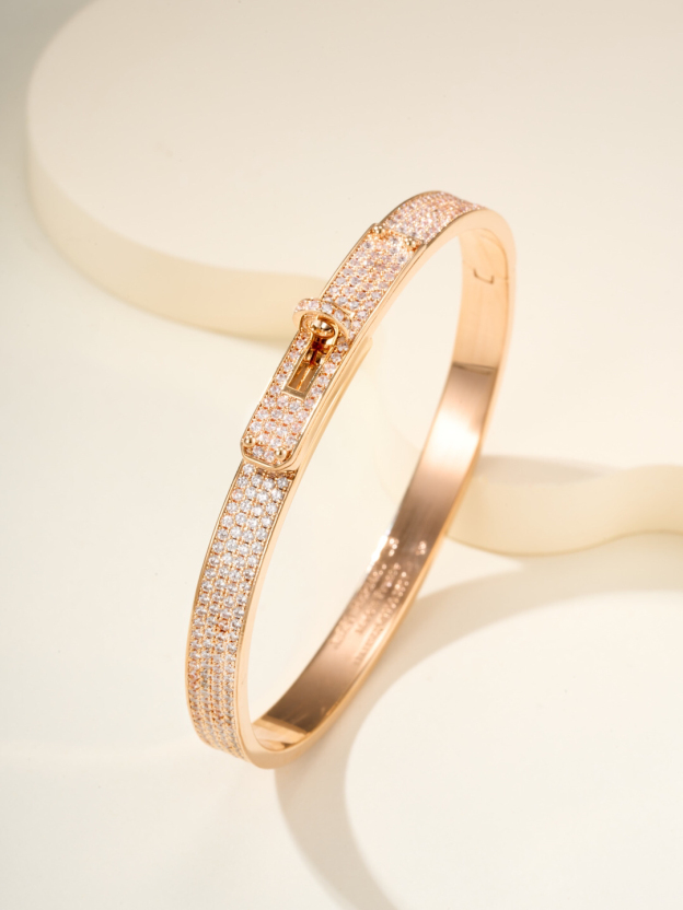 エルメス ブランドの象徴的なブレスレット