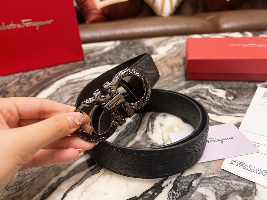 フェラガモ「Ferragamo」リバーシブルベルト