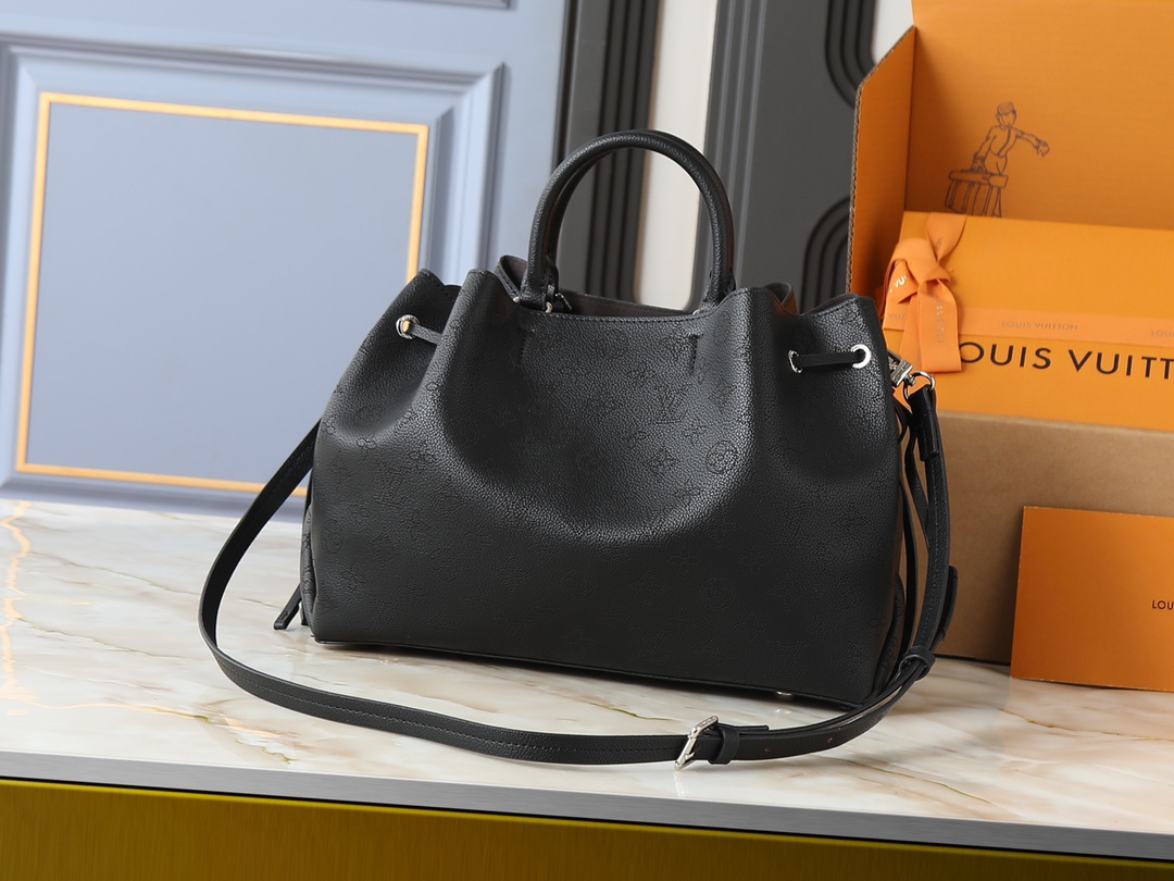 ルイ・ヴィトン ベラ･トート マヒナ 水筒包「Bella Tote」